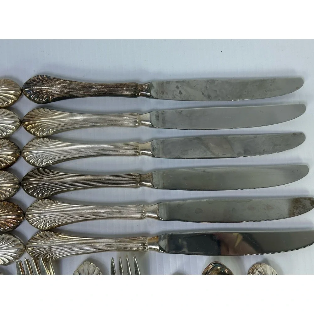61 Pieces The Main Course Korea Silverplate Ribbed Plume Tip Flatware Set MNF48